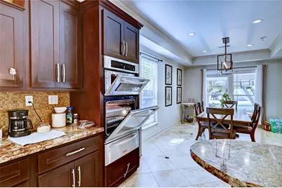 2012 Forest Hill Boulevard, Houston, TX 77023 - Photo 12