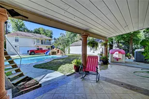 2012 Forest Hill Blvd, Houston, TX 77023 - Photo 32