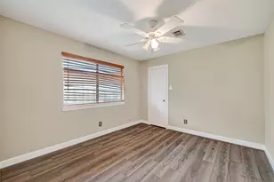 13106 Ivyside Dr, Houston, TX 77077 - Photo 22