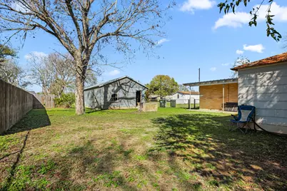209 3rd Avenue, Columbus, TX 78934 - Photo 32