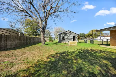 209 3rd Avenue, Columbus, TX 78934 - Photo 30