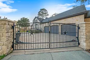 42 Forest Green Trail, Kingwood, TX 77339 - Photo 34