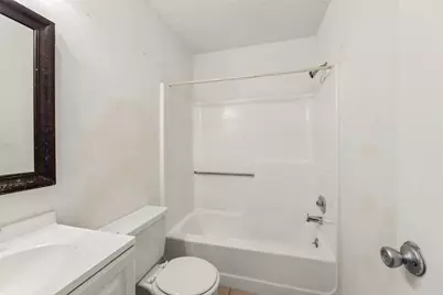 12241 Coppertree Lane, Houston, TX 77035 - Photo 14