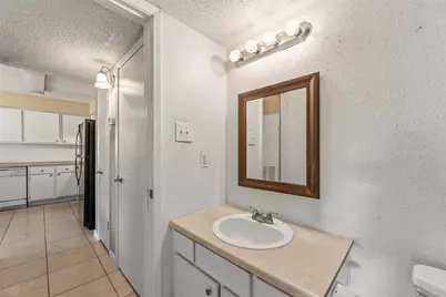 12241 Coppertree Lane, Houston, TX 77035 - Photo 20