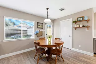 427 Laurel Timbers Dr, Houston, TX 77339 - Photo 12