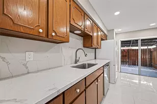 6649 De Moss Dr, Houston, TX 77074 - Photo 12