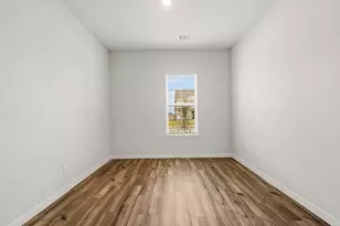 12026 Old Fashion Cir, Mont Belvieu, TX 77535 - Photo 16