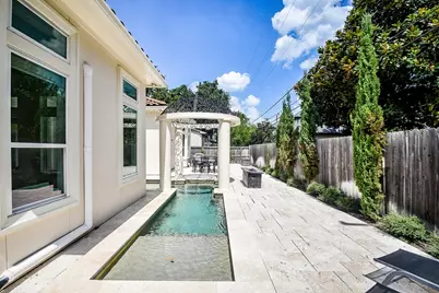 422 Mignon Lane, Houston, TX 77024 - Photo 46