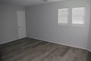15510 Liberty Bluff Dr, Houston, TX 77049 - Photo 18