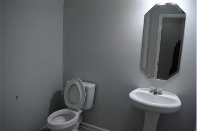 15510 Liberty Bluff Drive, Houston, TX 77049 - Photo 22