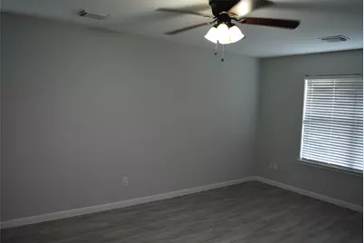15510 Liberty Bluff Drive, Houston, TX 77049 - Photo 14