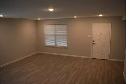 15510 Liberty Bluff Drive, Houston, TX 77049 - Photo 6