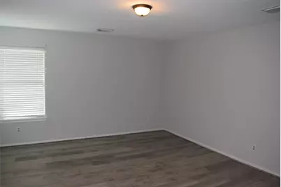 15510 Liberty Bluff Drive, Houston, TX 77049 - Photo 24