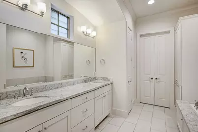 4734 Aftonshire Drive, Houston, TX 77027 - Photo 12