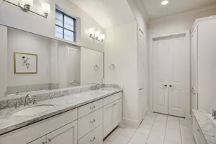 4734 Aftonshire Dr, Houston, TX 77027 - Photo 12