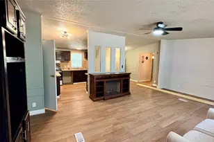 534 Lake Camelot Cir, Ivanhoe, TX 75979 - Photo 16