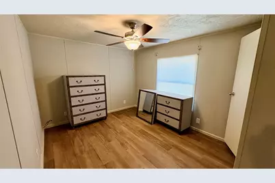 534 Lake Camelot Circle, Ivanhoe, TX 75979 - Photo 12