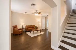 3718 W Ashford Villa Ln, Houston, TX 77082 - Photo 4