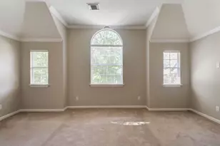 115 W Burberry Cir, The Woodlands, TX 77384 - Photo 16