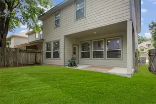 115 W Burberry Cir, The Woodlands, TX 77384 - Photo 24
