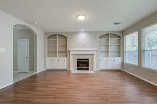 115 W Burberry Cir, The Woodlands, TX 77384 - Photo 12
