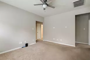 115 W Burberry Cir, The Woodlands, TX 77384 - Photo 14