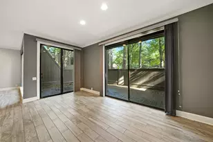 171 Litchfield Ln, Houston, TX 77024 - Photo 14