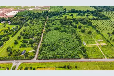3901 Holmes Road, Richmond, TX 77406 - Photo 2