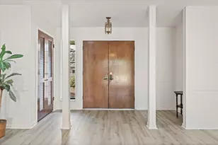 3607 Camelot St, Baytown, TX 77521 - Photo 8