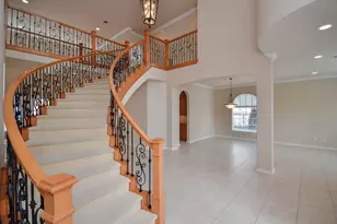 3903 Pinesbury Dr, Houston, TX 77084 - Photo 2