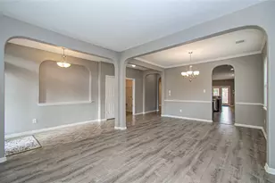 509 Redbridge Ln, League City, TX 77573 - Photo 8