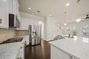 2025 Cambridge Heights Pl, Houston, TX 77045 - Photo 14