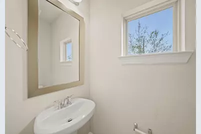 2025 Cambridge Heights Place, Houston, TX 77045 - Photo 16