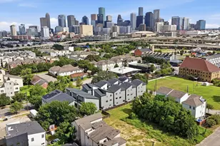 2404 Hadley, Houston, TX 77003 - Photo 32