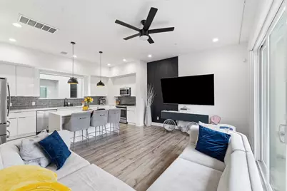 2404 Hadley #C, Houston, TX 77003 - Photo 12