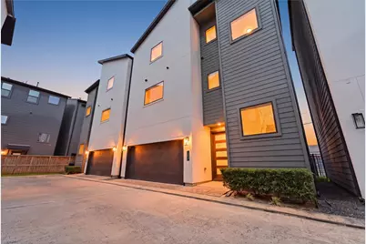 2404 Hadley #C, Houston, TX 77003 - Photo 1