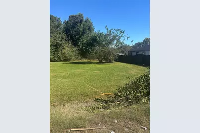 9233 Noel Street, Houston, TX 77033 - Photo 2