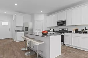 3702 Zoeys Wy, Fulshear, TX 77441 - Photo 6