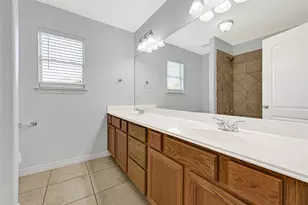 11226 Valley Kings Dr, Houston, TX 77089 - Photo 14