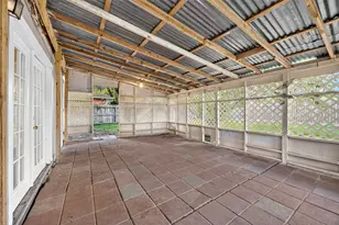 15818 Manfield Dr, Houston, TX 77082 - Photo 36