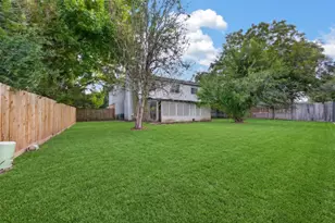 15818 Manfield Dr, Houston, TX 77082 - Photo 42