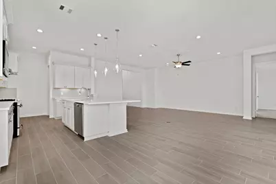 18111 Scarlett Hummingbird Court, Conroe, TX 77302 - Photo 6