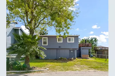 370 Ling Street, Hitchcock, TX 77563 - Photo 1