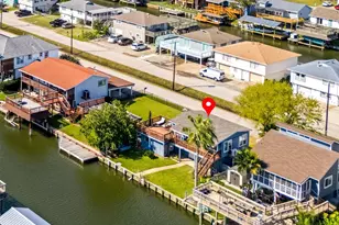 370 Ling St, Hitchcock, TX 77563 - Photo 2