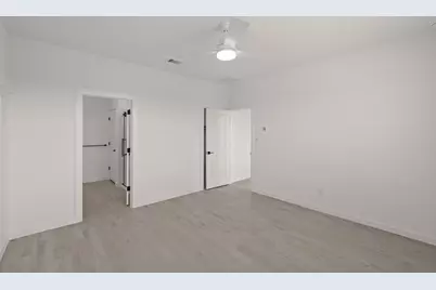 7815 Jade Crest Drive, Angleton, TX 77515 - Photo 22