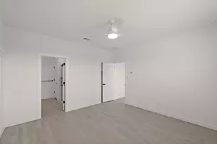 7815 Jade Crest Dr, Angleton, TX 77515 - Photo 22