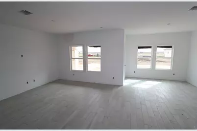 7815 Jade Crest Drive, Angleton, TX 77515 - Photo 4