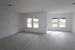 7815 Jade Crest Dr, Angleton, TX 77515 - Photo 4