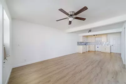 2305 Wilshire Street, Houston, TX 77023 - Photo 6