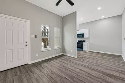 301 Bolden Street, Houston, TX 77029 - Photo 6